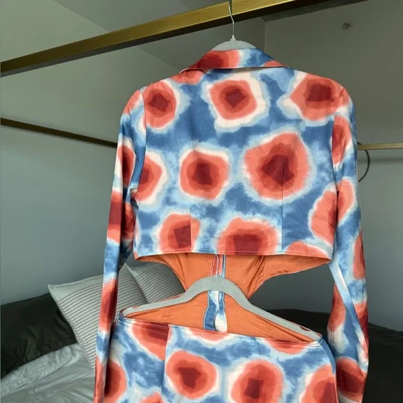 NWT NASTY GAL Abstract Brown Blue Cutout Maxi Dress Sz 8 US (12 UK) Long Sleeve - Picture 4 of 5